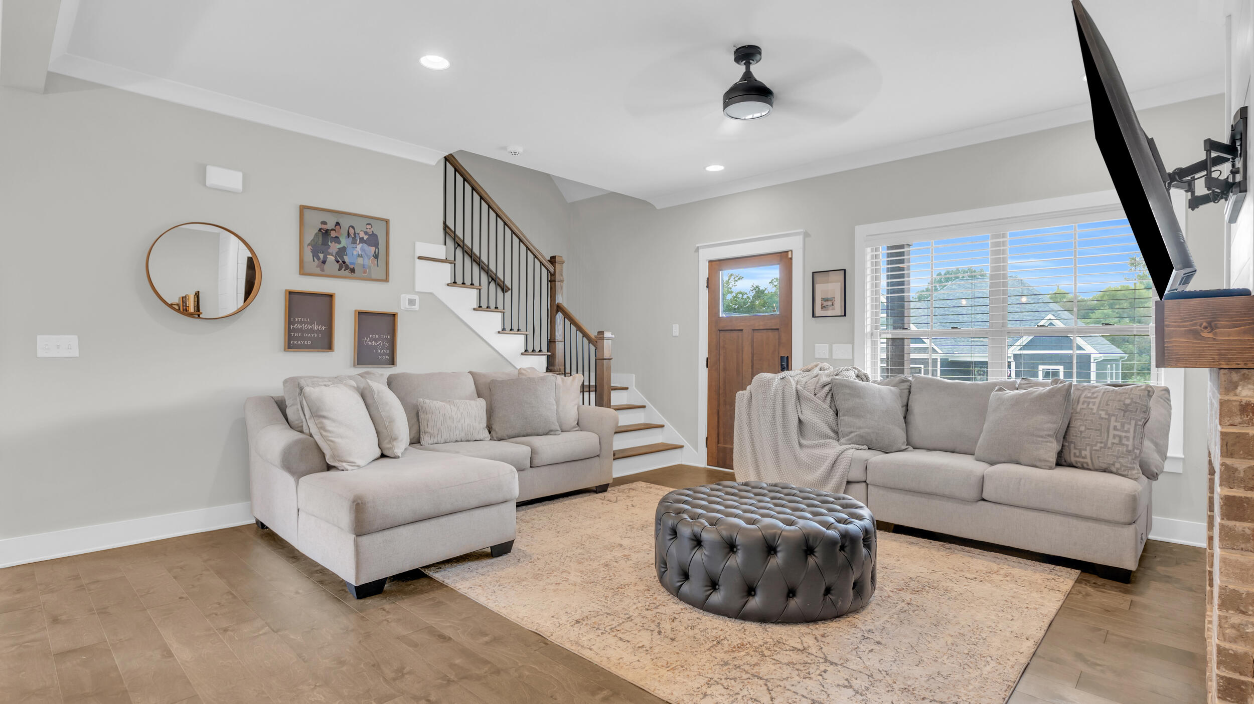 7392 Paxton Circle
