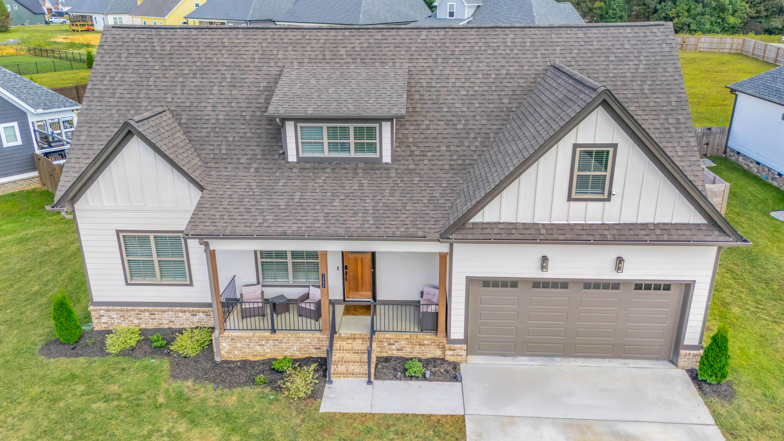 7392 Paxton Circle