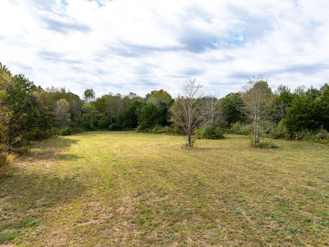 Photo of 8002&8028 Abraham Lane, Ooltewah, TN 37363 (MLS # 1522125)
