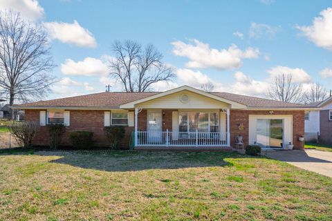 Photo of 3411 Angela Lane, Chattanooga, TN 37419 (MLS # 1530059)