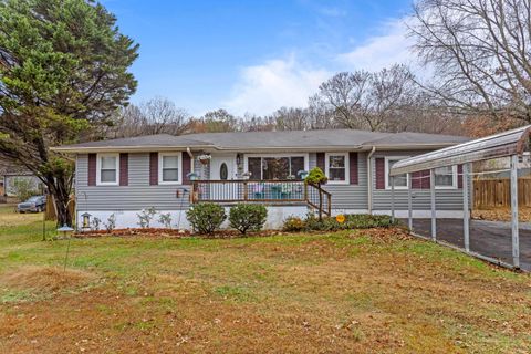 Photo of 66 Shawnee Trail Trl, Ringgold, GA 30736 (MLS # 1524721)
