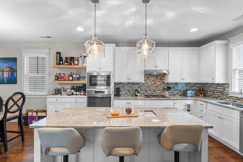 Tiny photo for 513 Mariner Way, Chattanooga, TN 37402 (MLS # 1527993)