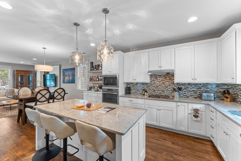 Tiny photo for 513 Mariner Way, Chattanooga, TN 37402 (MLS # 1527993)