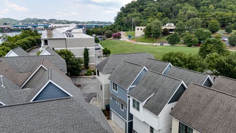 Tiny photo for 513 Mariner Way, Chattanooga, TN 37402 (MLS # 1527993)