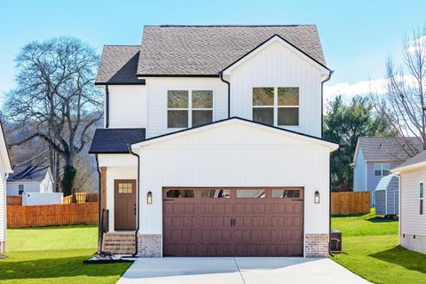 Photo of 2510 Maple Street, Chattanooga, TN 37406 (MLS # 1529469)