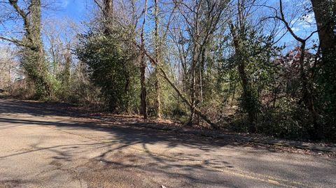 Photo of 0 Skyline Park Drive, Signal Mountain, TN 37377 (MLS # 1525124)