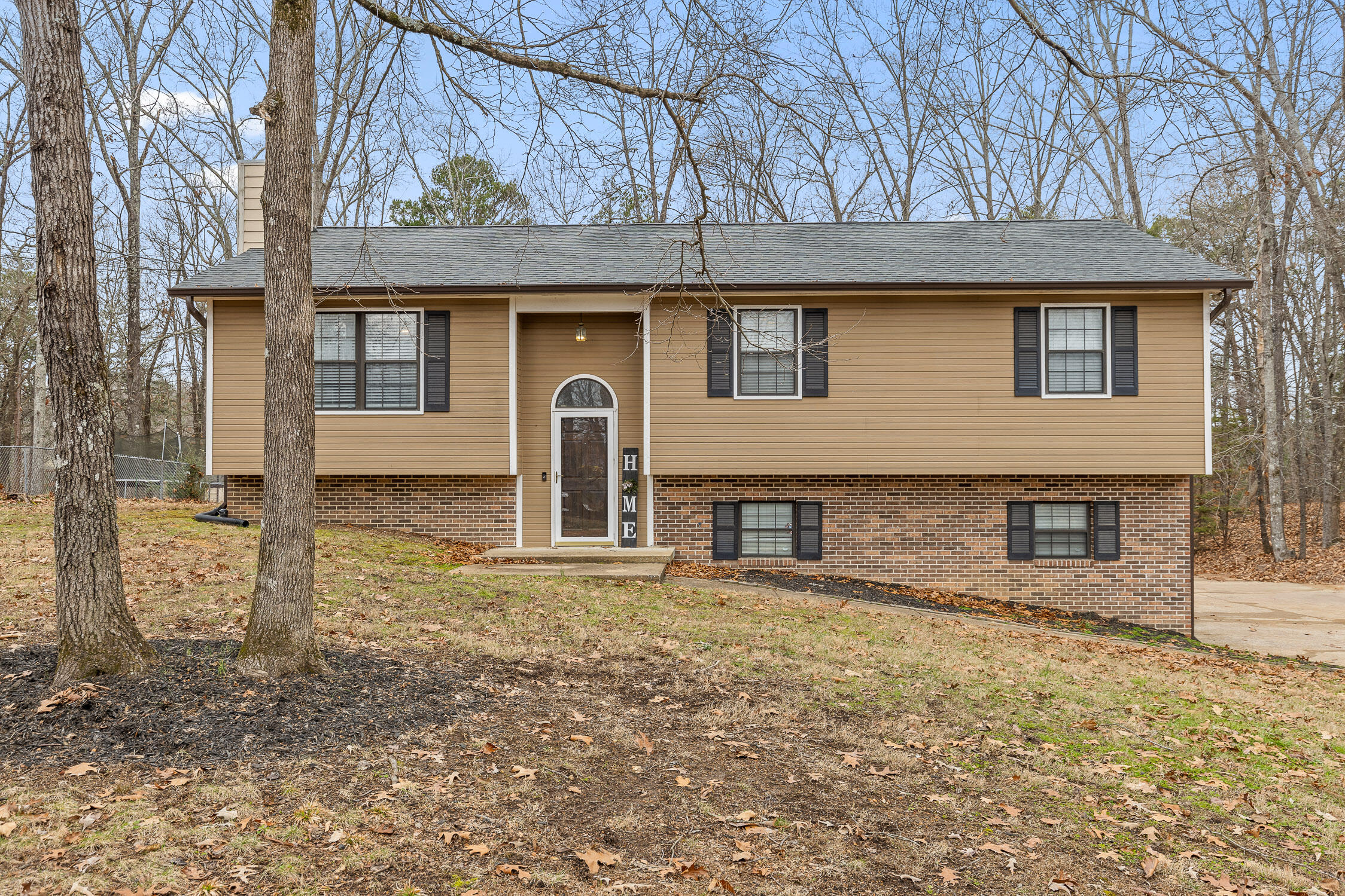 5111 Hunter Village Drive, Ooltewah, Tennessee image 1