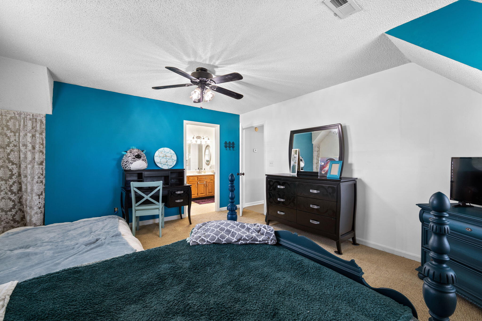 60 Battlefield Court