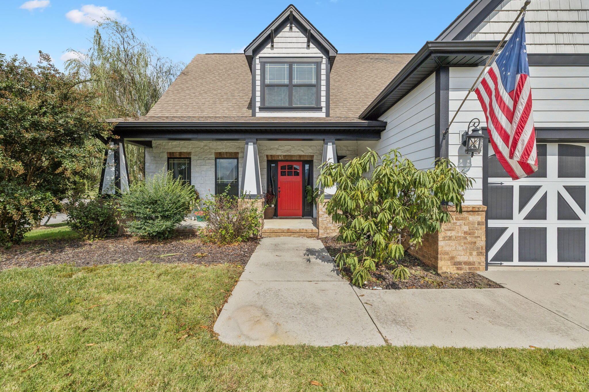 9507 Rookwood Circle