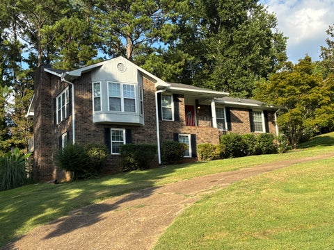 Photo of 1705 Spring View Lane, Chattanooga, TN 37421 (MLS # 1541784)