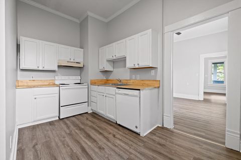 Tiny photo for 835 Tremont Street, Chattanooga, TN 37405 (MLS # 1523999)