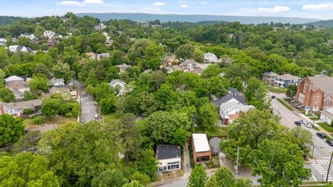Tiny photo for 835 Tremont Street, Chattanooga, TN 37405 (MLS # 1523999)