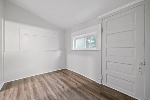 Tiny photo for 835 Tremont Street, Chattanooga, TN 37405 (MLS # 1523999)