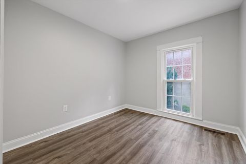 Tiny photo for 835 Tremont Street, Chattanooga, TN 37405 (MLS # 1523999)