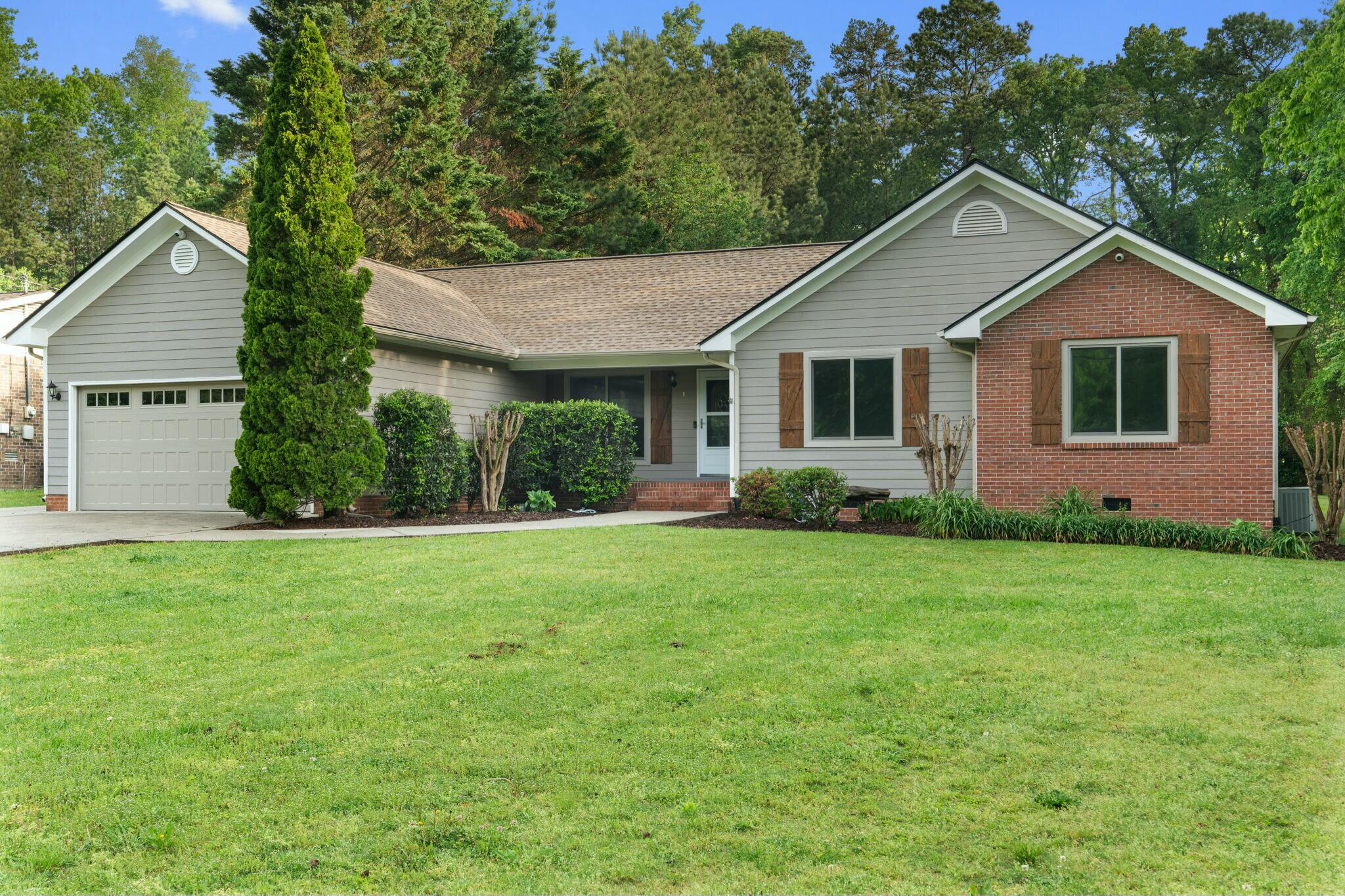 206 Riderwood Drive, Dalton, Georgia image 4
