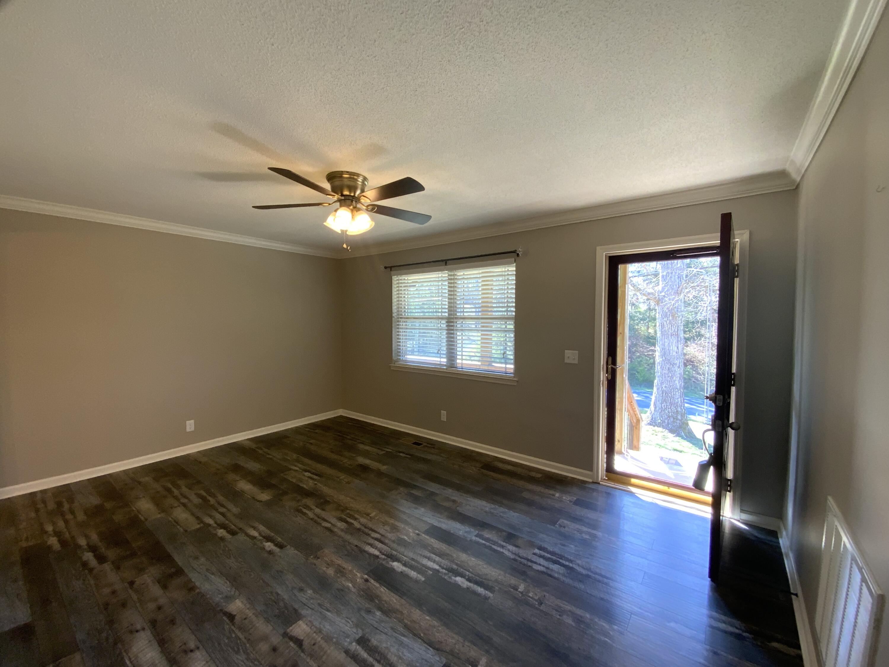 5439 Long Hollow Road