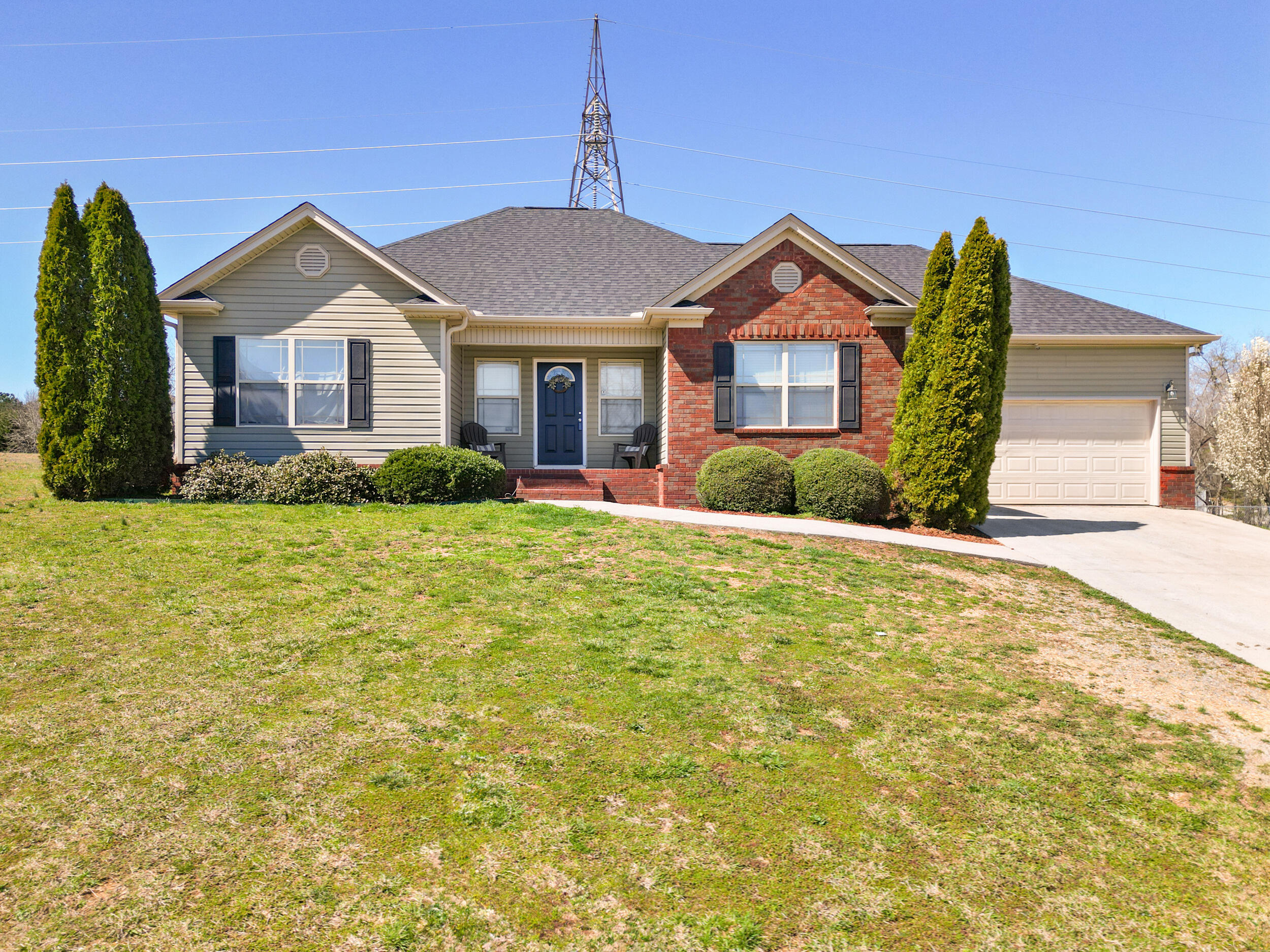9998 Falcon Crest Drive, Ooltewah, Tennessee image 1
