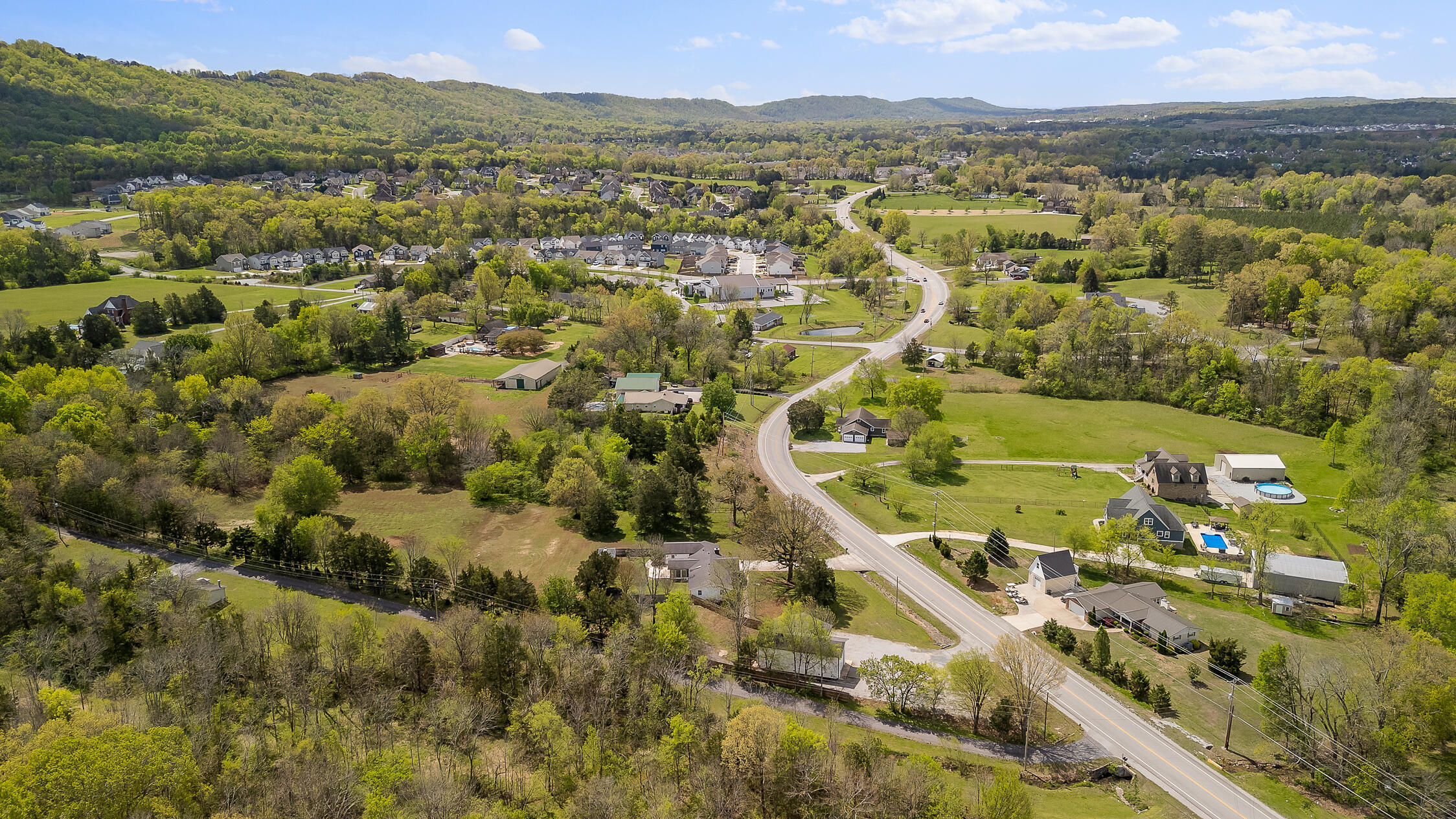 Ooltewah, Tennessee 37363, United States, 3 Bedrooms Bedrooms, ,3 BathroomsBathrooms,Residential,Contingent,40505