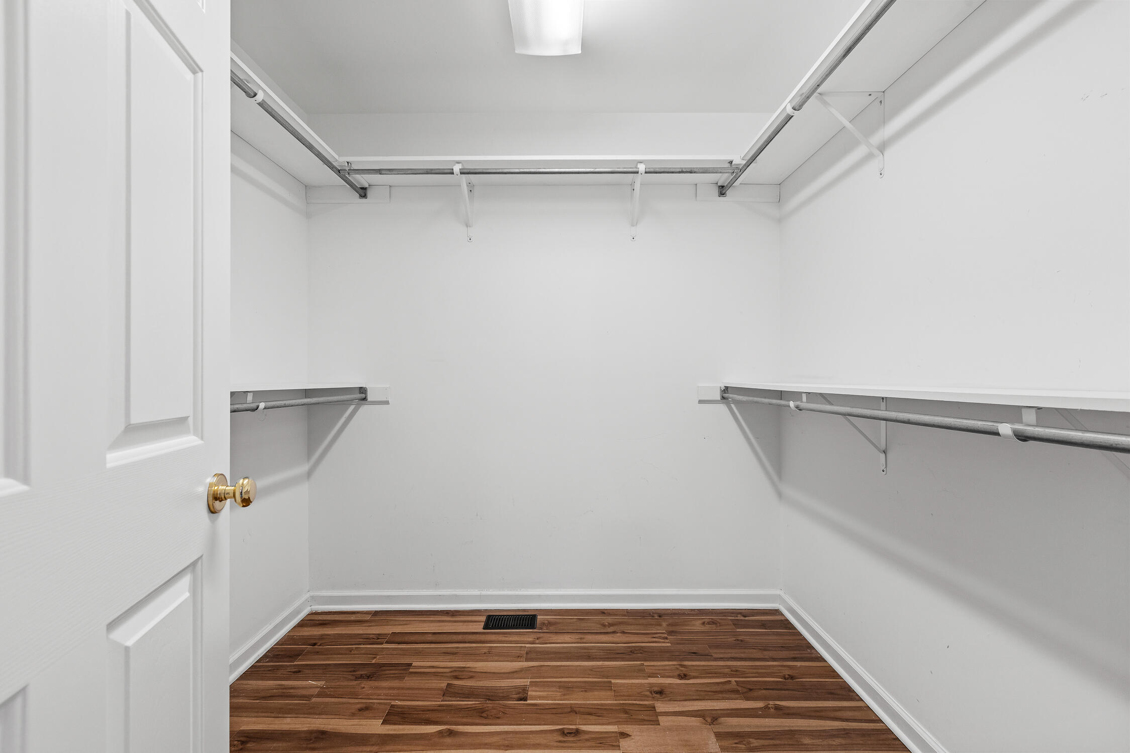 Ooltewah, Tennessee 37363, United States, 3 Bedrooms Bedrooms, ,3 BathroomsBathrooms,Residential,Contingent,40505