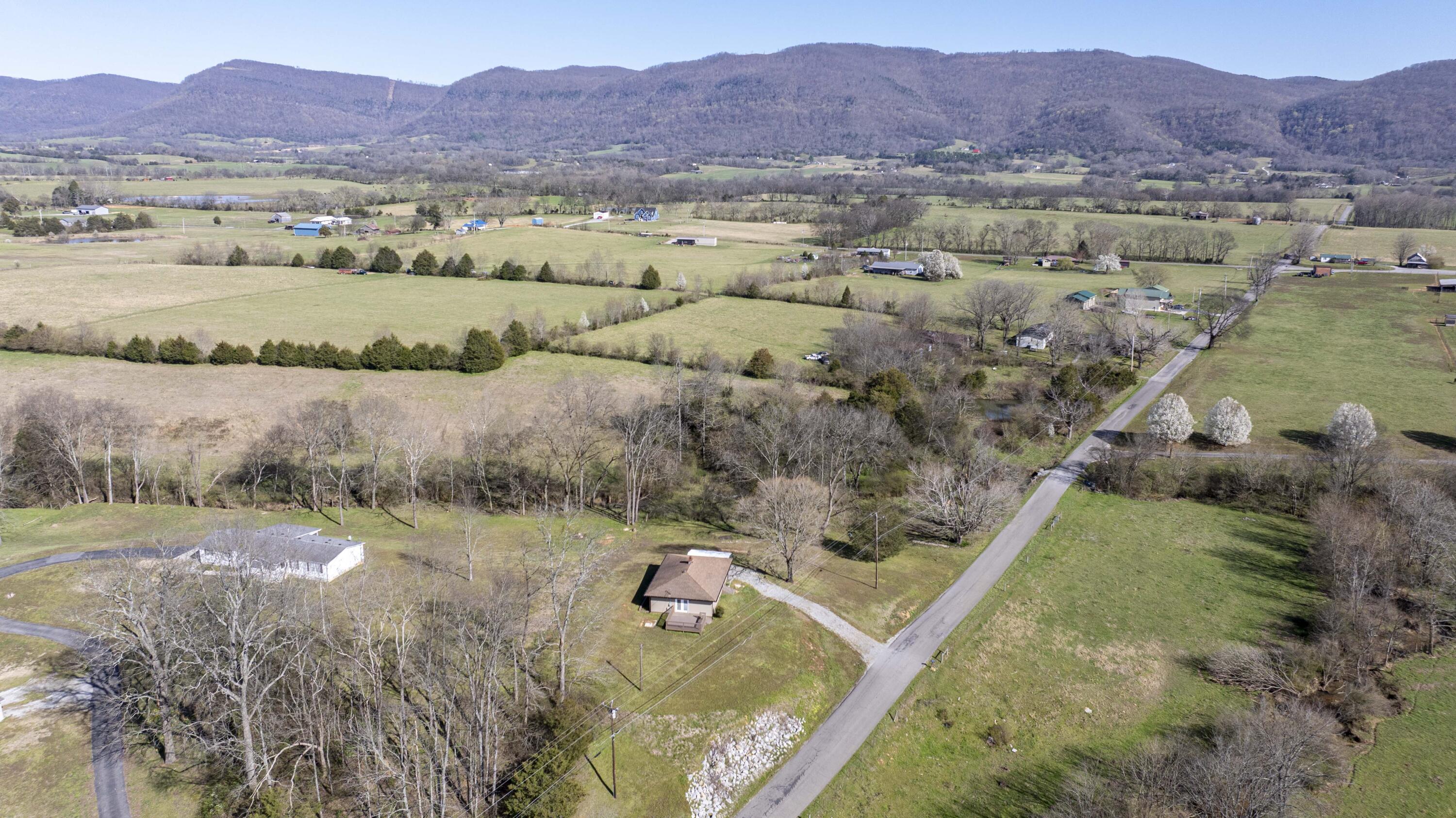 350 Nine Mile Cross Road, Pikeville, Tennessee image 28