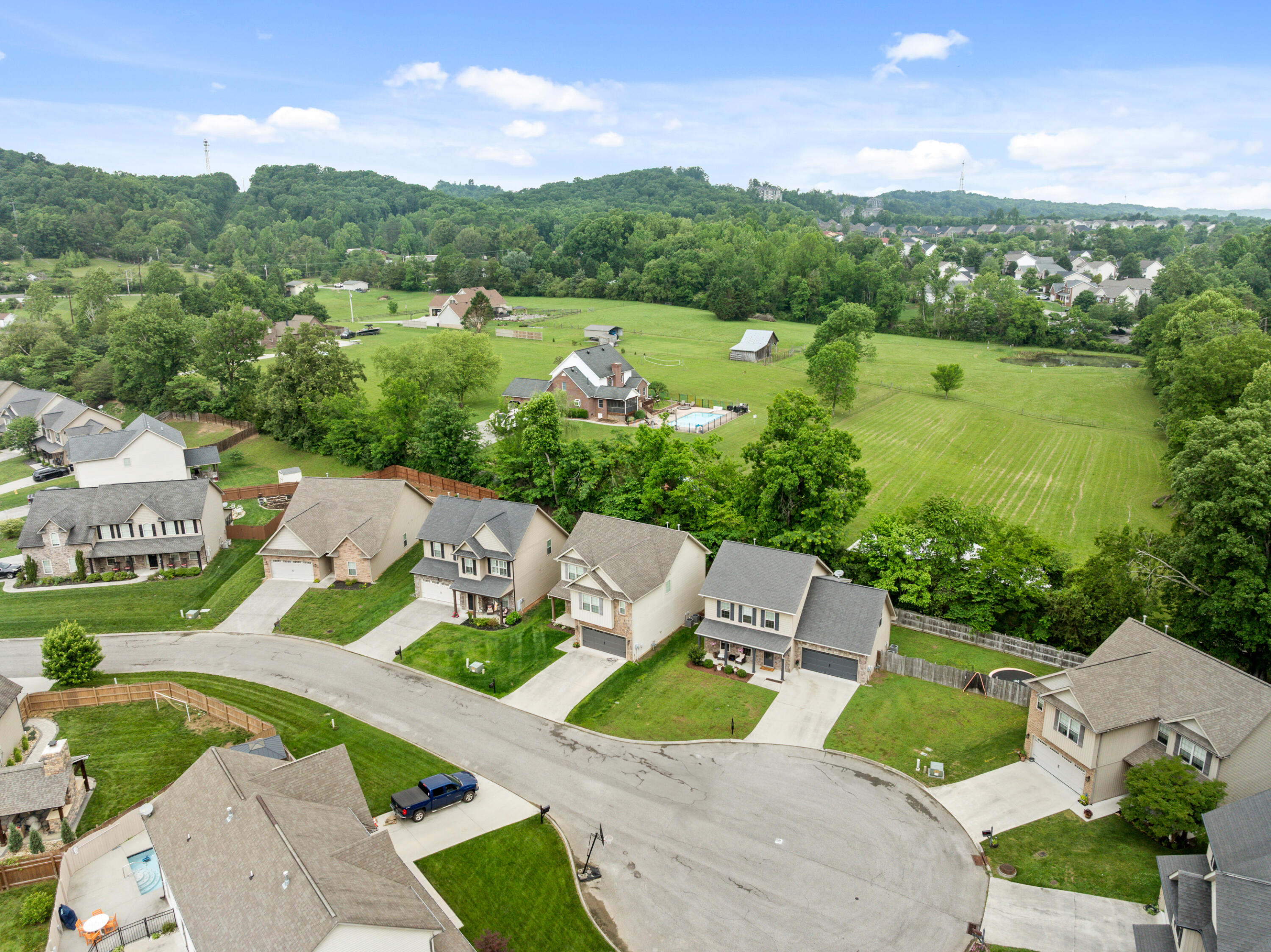 1208 Dark Creek Lane, Knoxville, Tennessee image 7