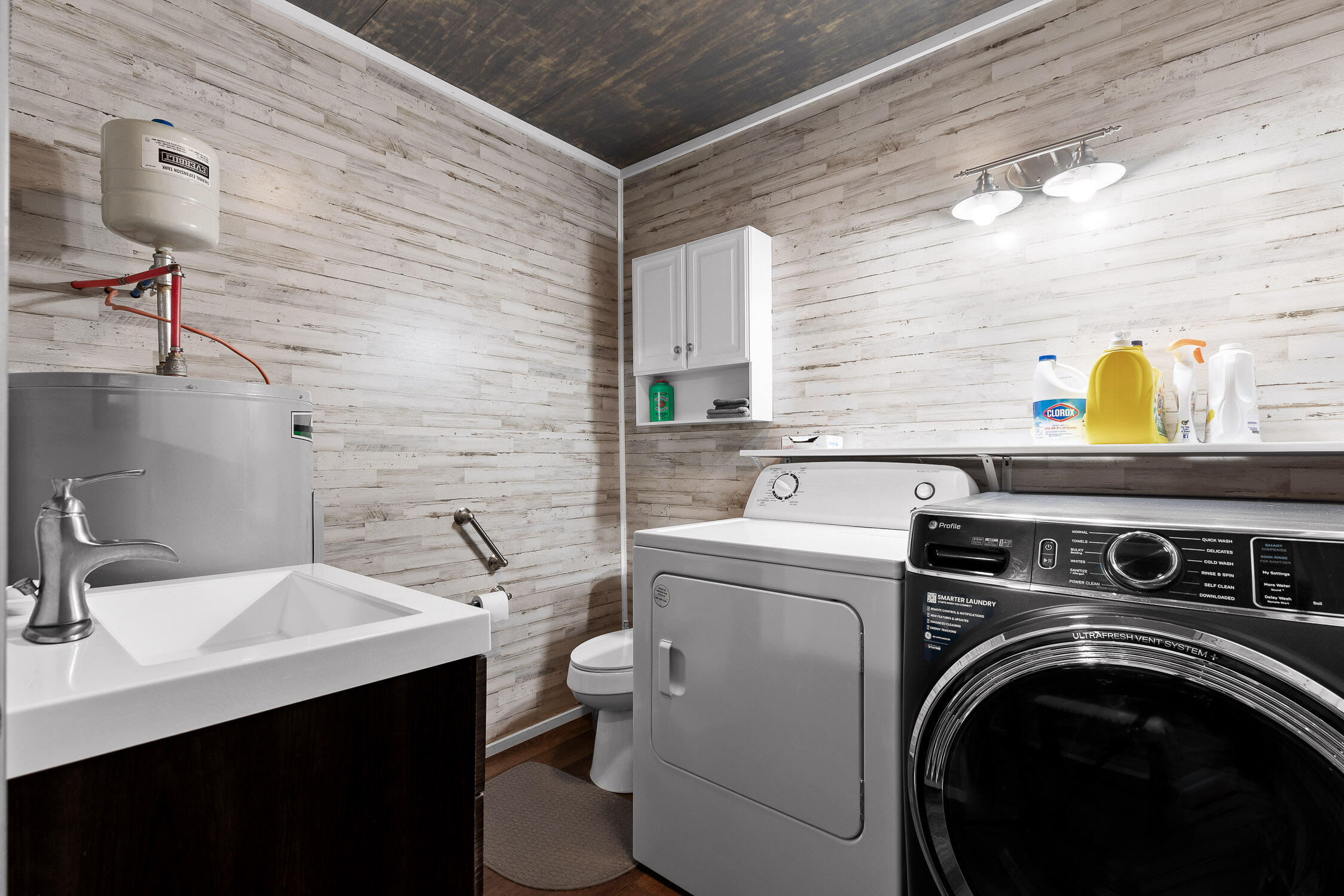 Lafayette, Georgia 30728, United States, 2 Bedrooms Bedrooms, ,2 BathroomsBathrooms,Residential,Active,13677