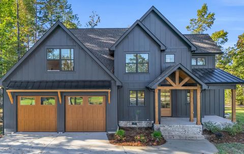 2740 Mowbray Pike Soddy Daisy TN 37379