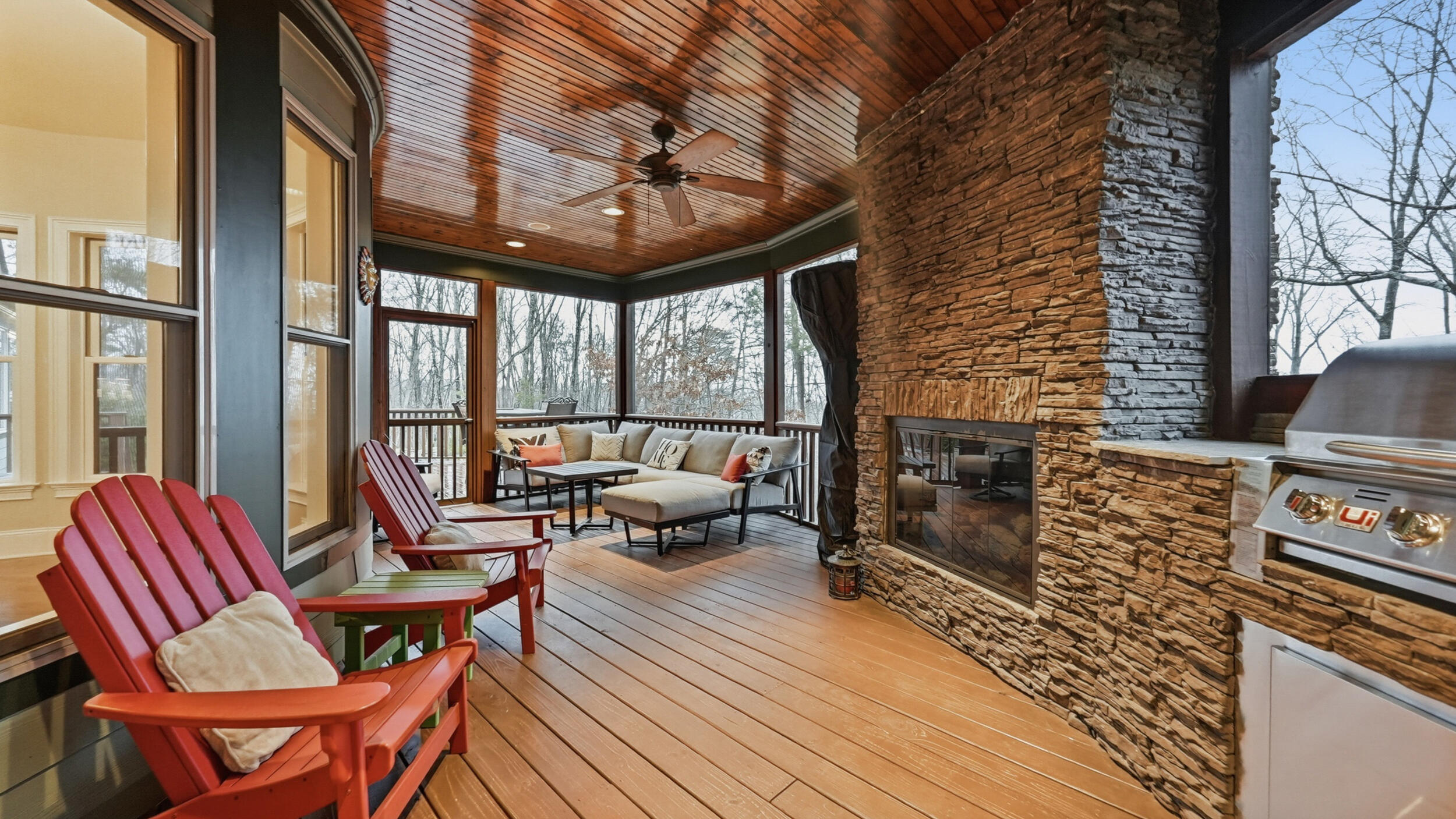 2958 Bluff View Drive W