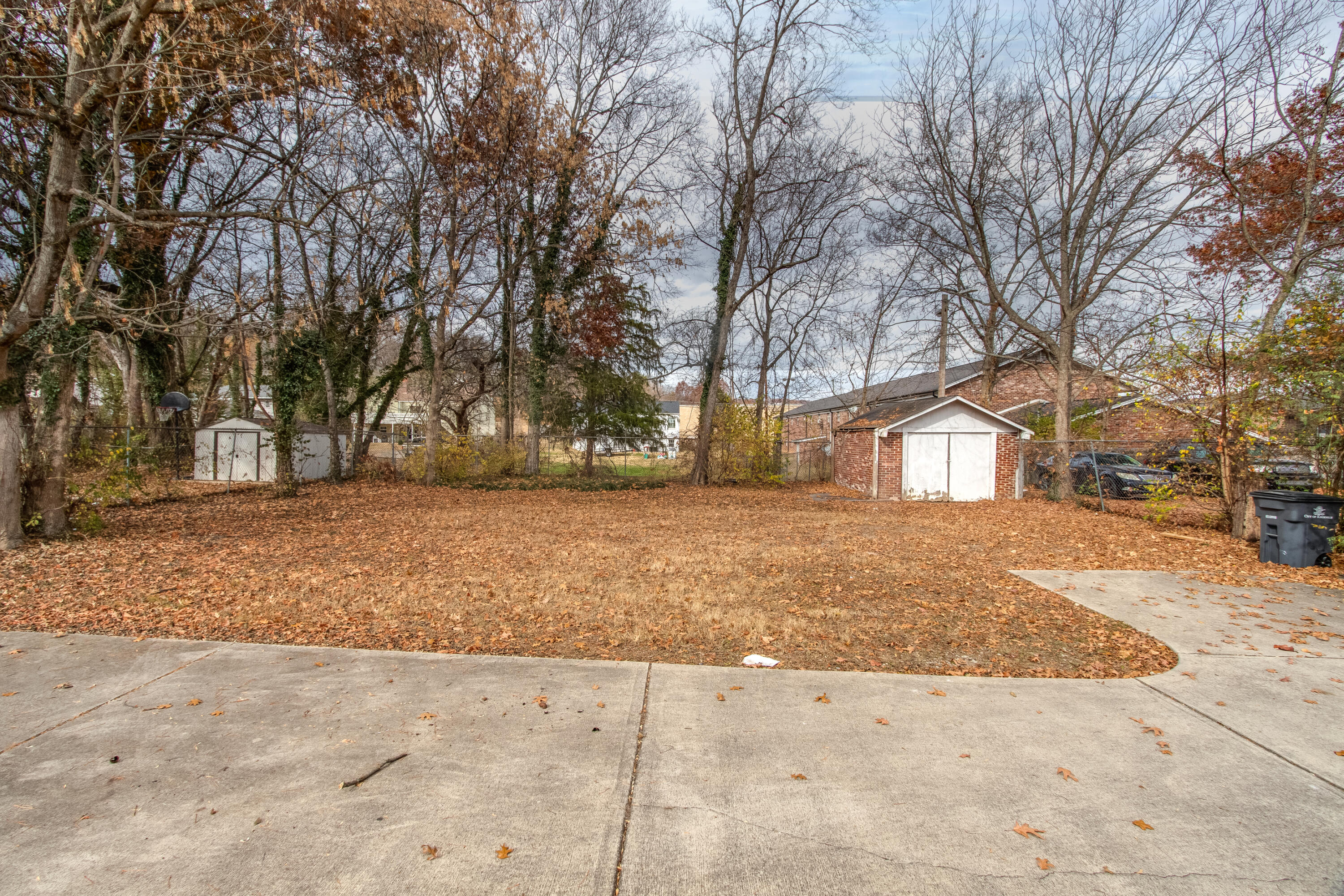 2705 Woodrow Drive, Knoxville, Tennessee image 21