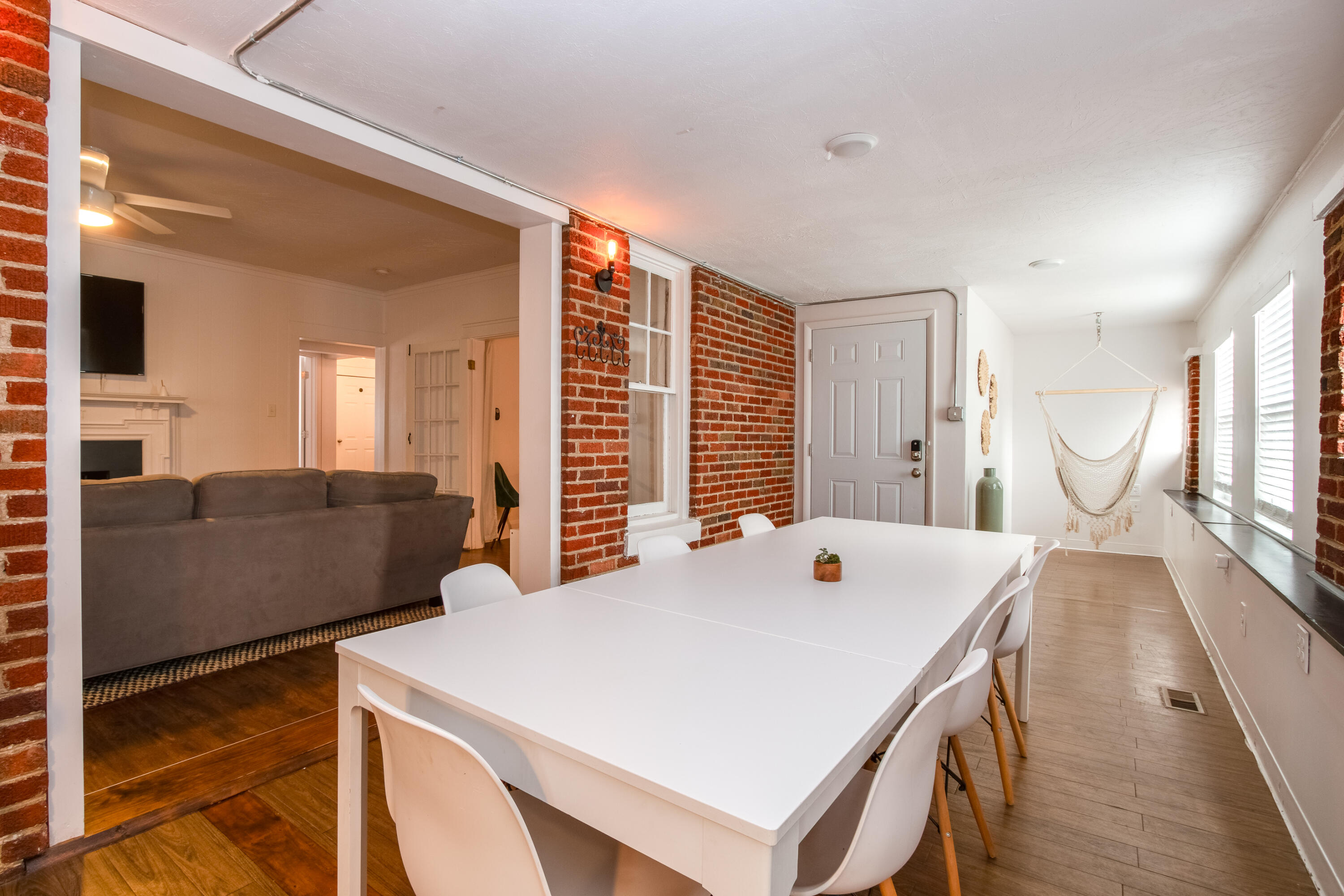 2705 Woodrow Drive, Knoxville, Tennessee image 3