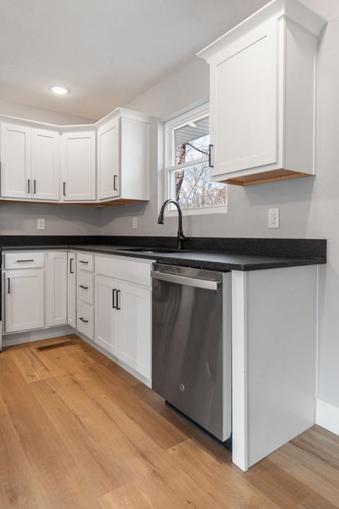 Tiny photo for 2000 Ann Lane NW, Cleveland, TN 37312 (MLS # 1529454)