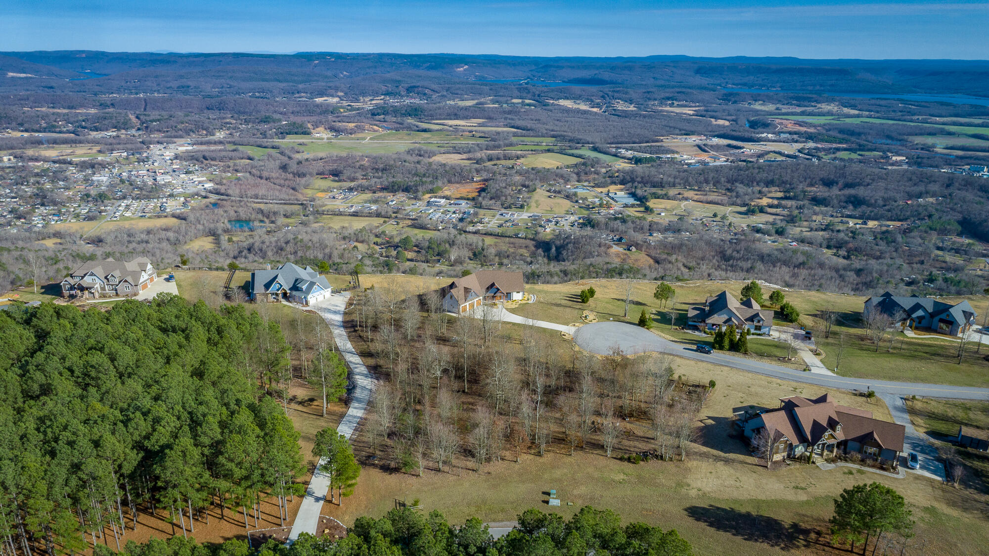 Jasper, Tennessee, 37347, United States, 3 Bedrooms Bedrooms, ,3 BathroomsBathrooms,Residential,Active,2020774