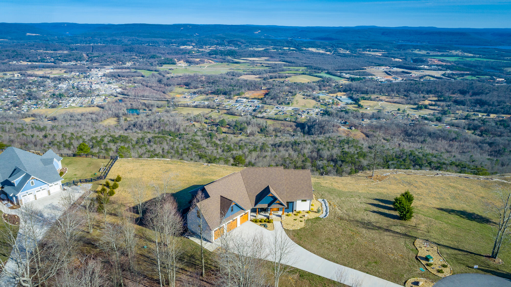 Jasper, Tennessee, 37347, United States, 3 Bedrooms Bedrooms, ,3 BathroomsBathrooms,Residential,Active,2020774