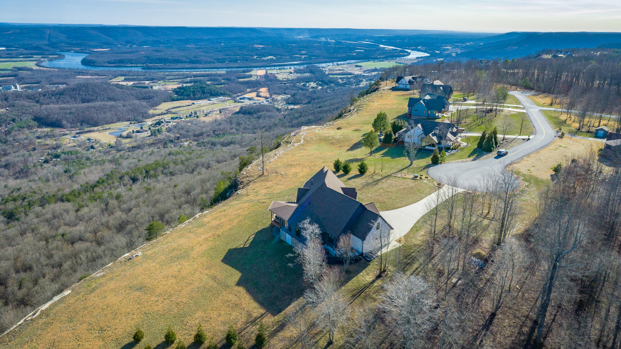 Jasper, Tennessee, 37347, United States, 3 Bedrooms Bedrooms, ,3 BathroomsBathrooms,Residential,Active,2020774