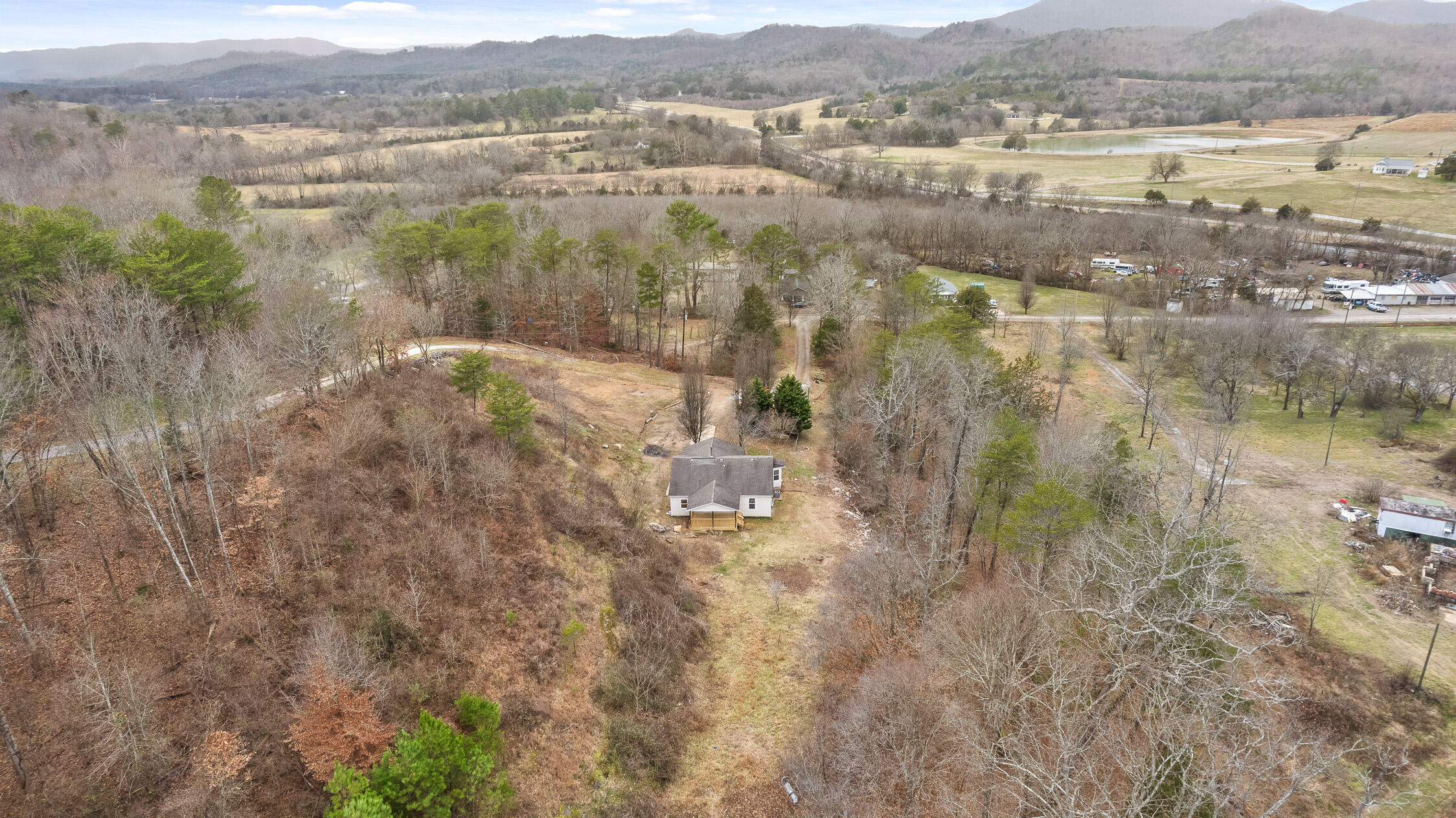 6744 Creek Road, Wildwood, Georgia image 36