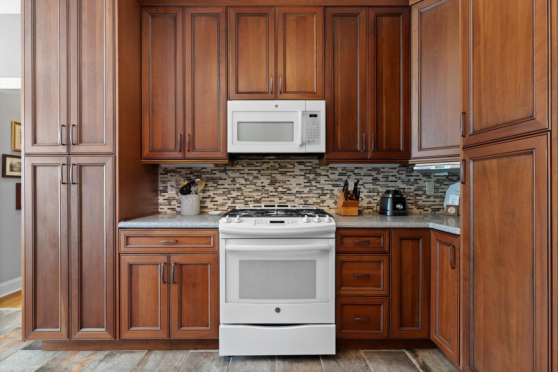 Ringgold, Georgia 30736, United States, 4 Bedrooms Bedrooms, ,3 BathroomsBathrooms,Residential,Active,201977