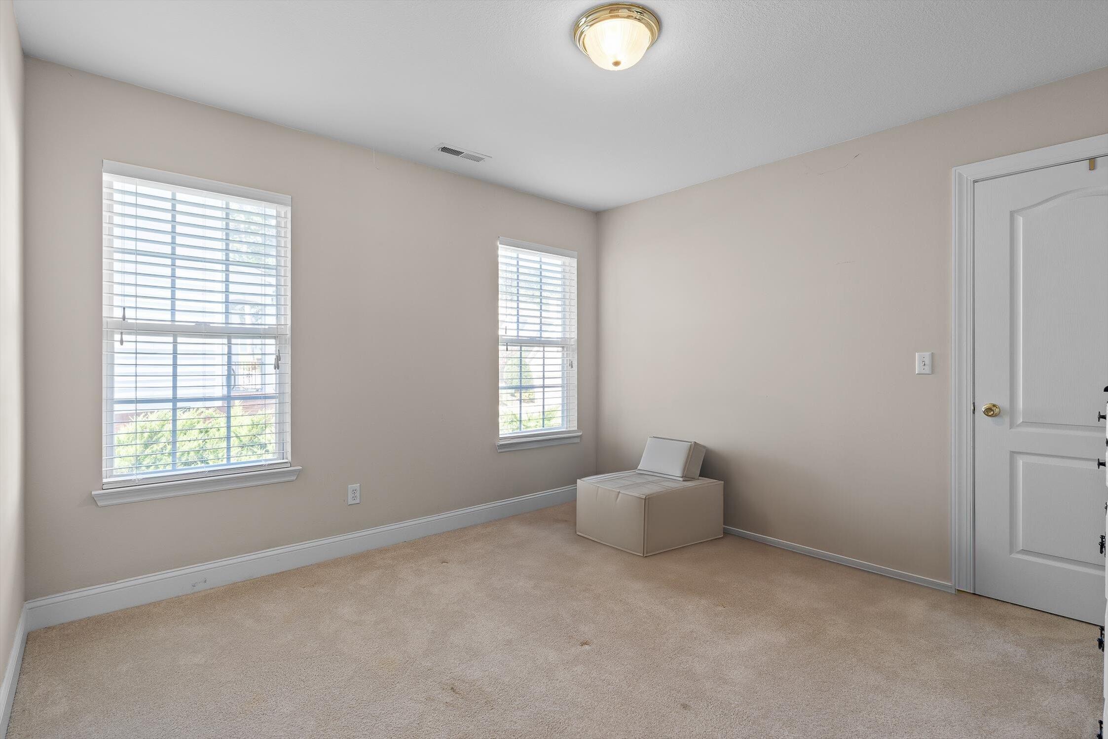 Ringgold, Georgia 30736, United States, 4 Bedrooms Bedrooms, ,3 BathroomsBathrooms,Residential,Active,201977