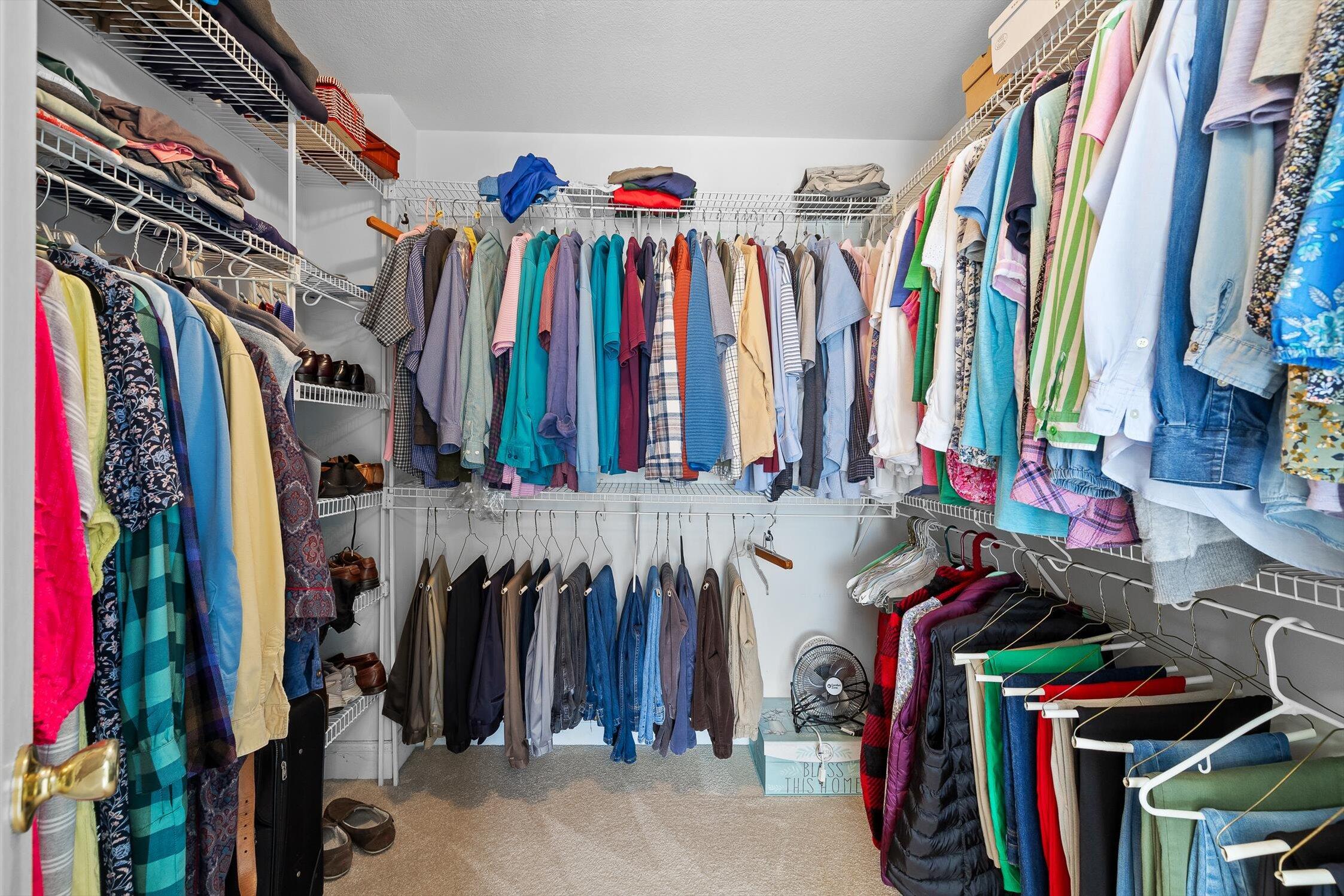 Ringgold, Georgia 30736, United States, 4 Bedrooms Bedrooms, ,3 BathroomsBathrooms,Residential,Active,201977