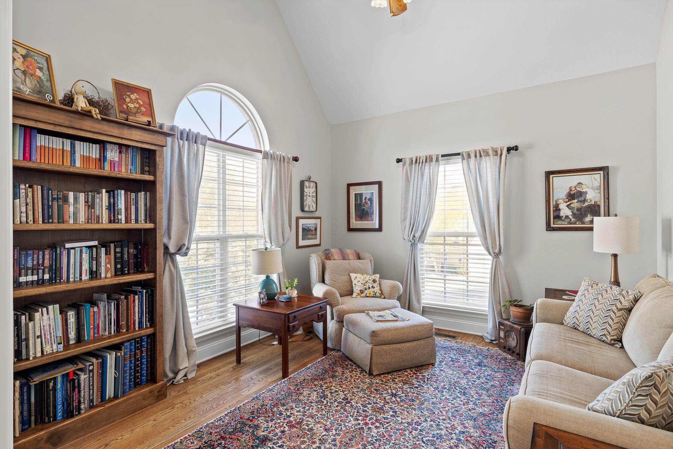 Ringgold, Georgia 30736, United States, 4 Bedrooms Bedrooms, ,3 BathroomsBathrooms,Residential,Active,201977