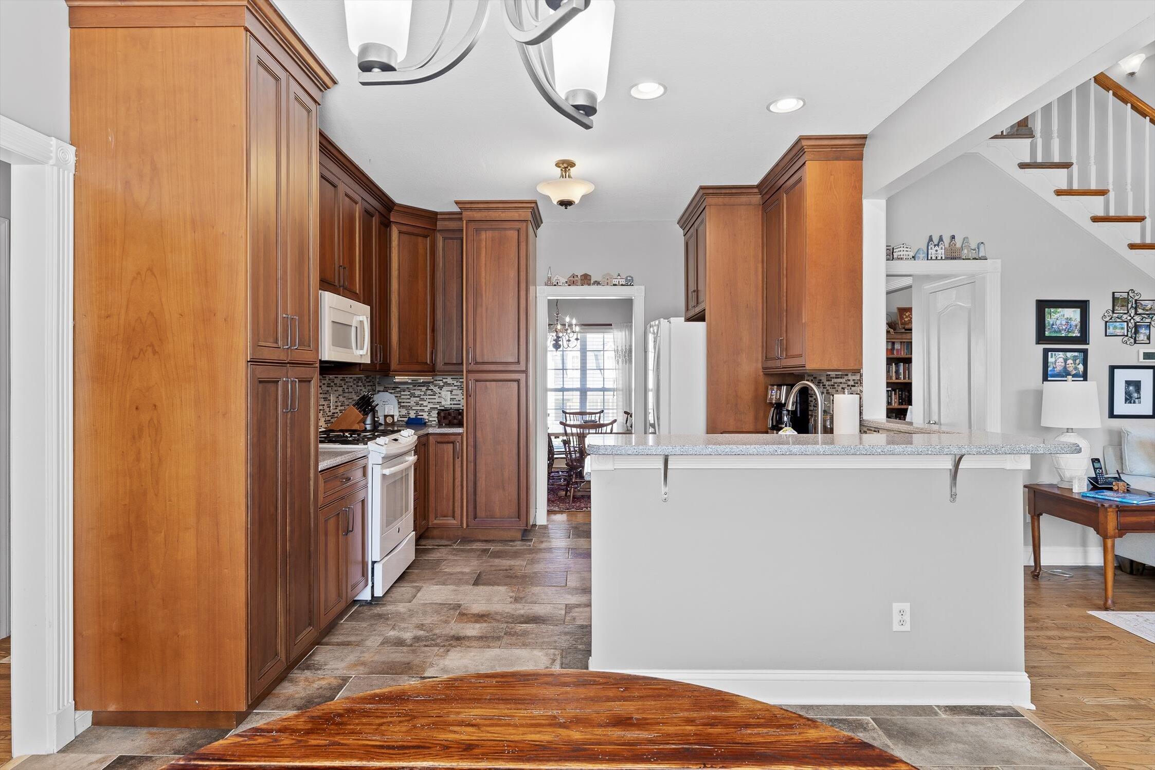 Ringgold, Georgia 30736, United States, 4 Bedrooms Bedrooms, ,3 BathroomsBathrooms,Residential,Active,201977