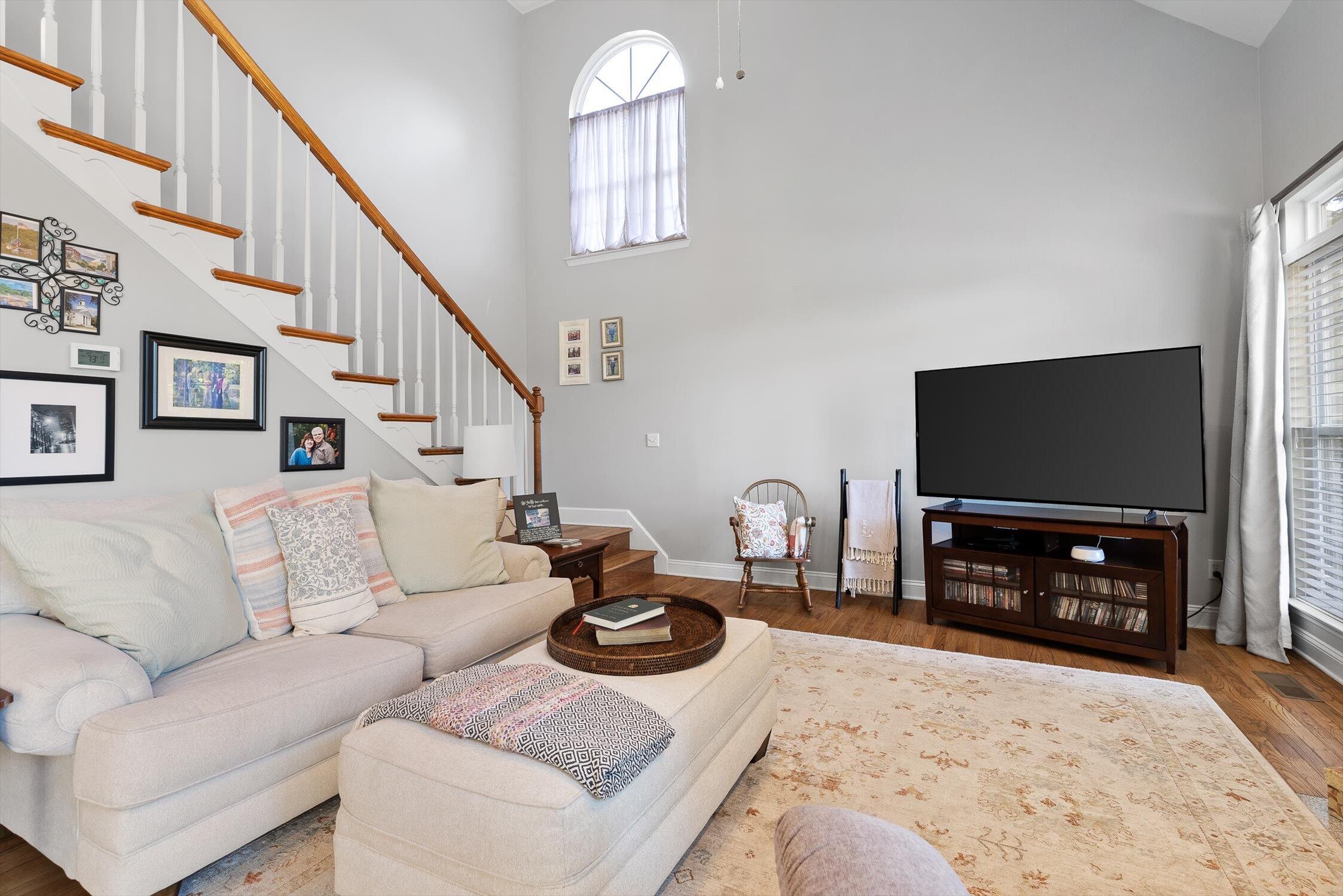 Ringgold, Georgia 30736, United States, 4 Bedrooms Bedrooms, ,3 BathroomsBathrooms,Residential,Active,201977