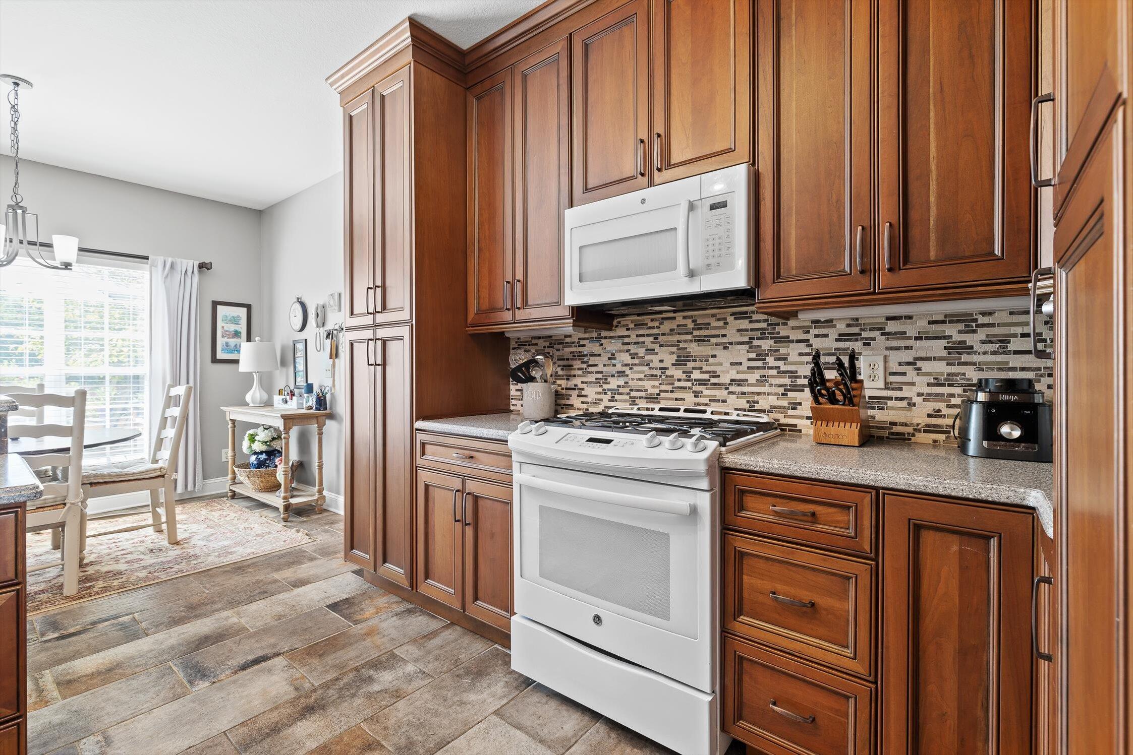 Ringgold, Georgia 30736, United States, 4 Bedrooms Bedrooms, ,3 BathroomsBathrooms,Residential,Active,201977