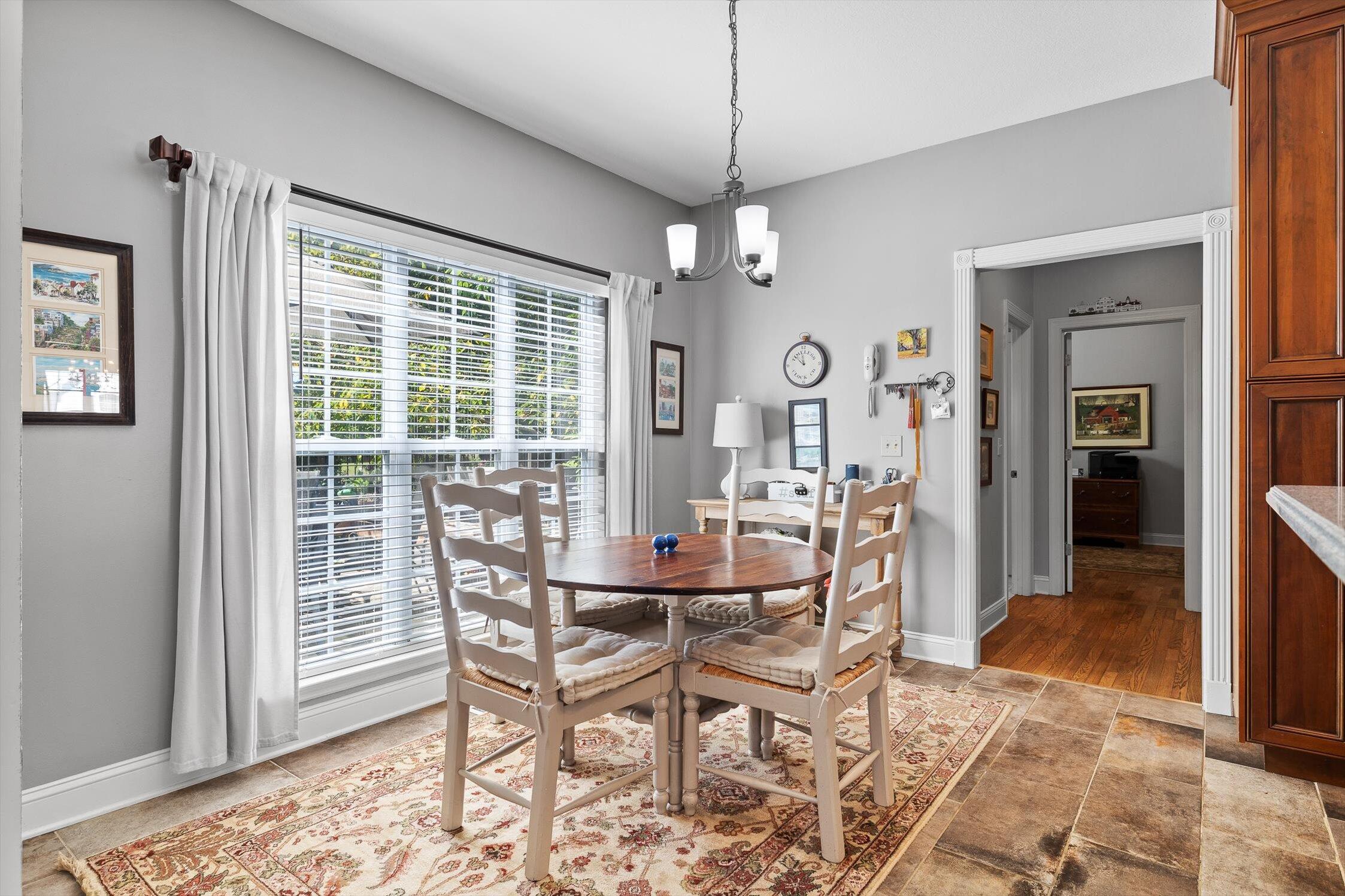 Ringgold, Georgia 30736, United States, 4 Bedrooms Bedrooms, ,3 BathroomsBathrooms,Residential,Active,201977