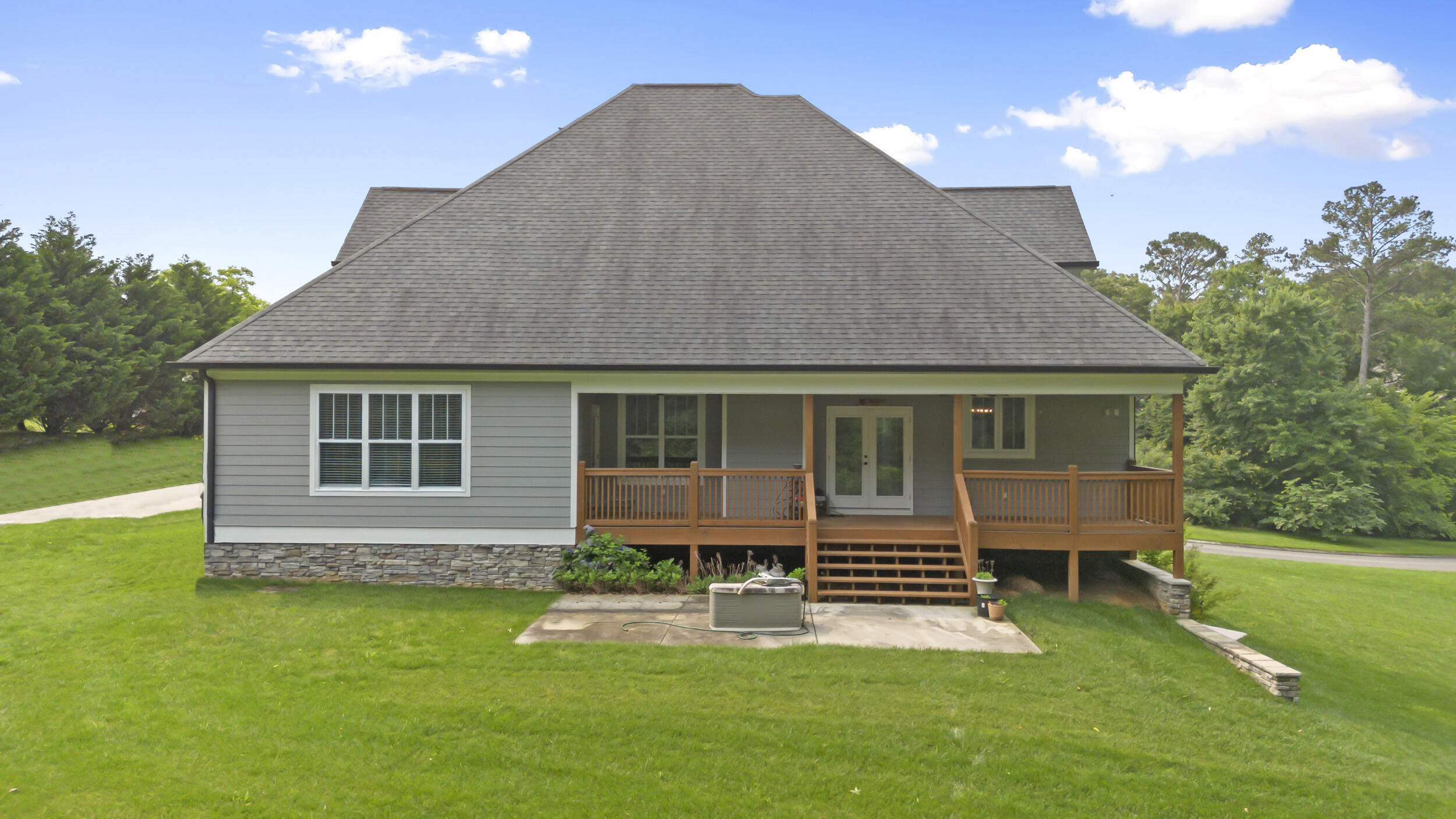 528 Keystone Drive, Cleveland, Tennessee image 5