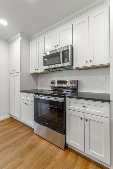 Tiny photo for 117 Chestnut Street, Rossville, GA 30741 (MLS # 1529835)