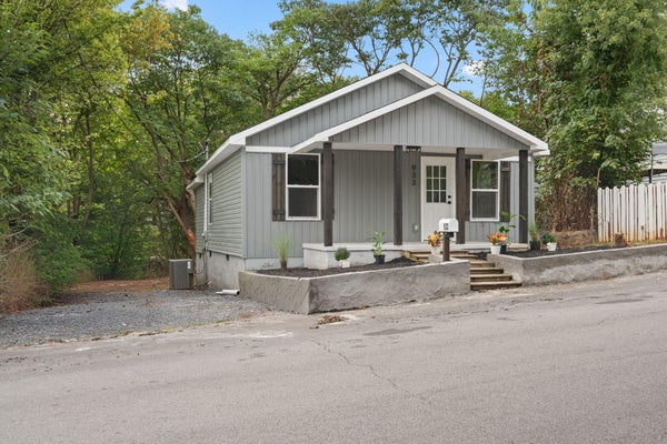 933 CHIPPEWA AVE SE, CLEVELAND, TN 37311 - Image 3aa5cf749072e950d08d1f27c2be164a/1482471105
