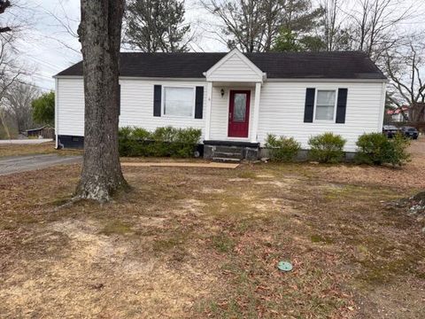 Photo of 1 Edwards Terrace, Chattanooga, TN 37412 (MLS # 1526381)