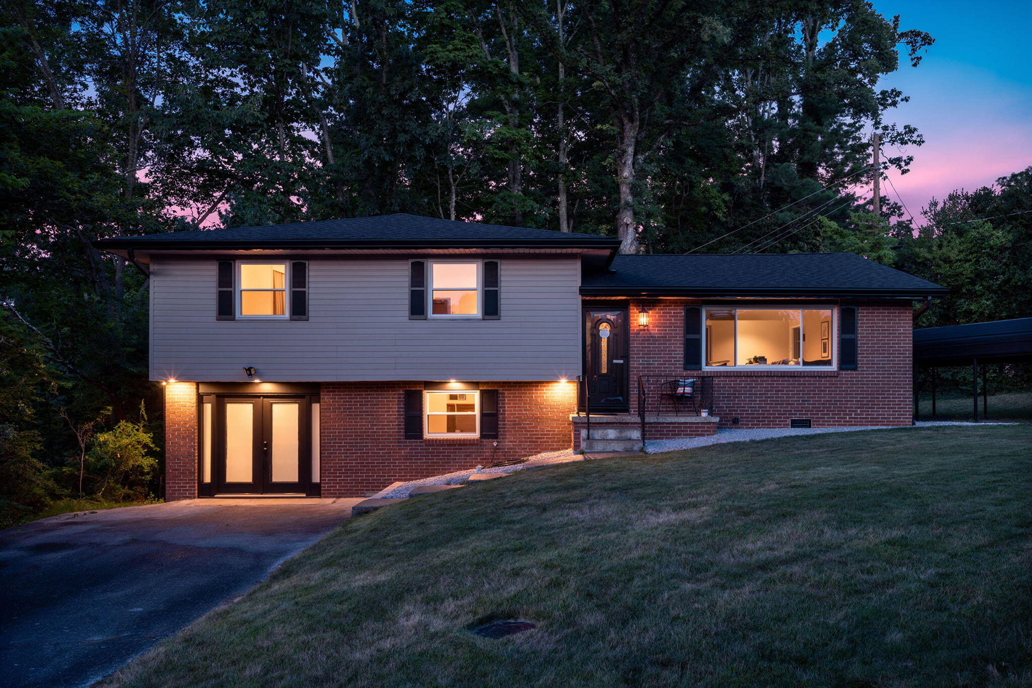 Photo 1 of 41 — 3802 Highland Circle, Chattanooga, TN 37415