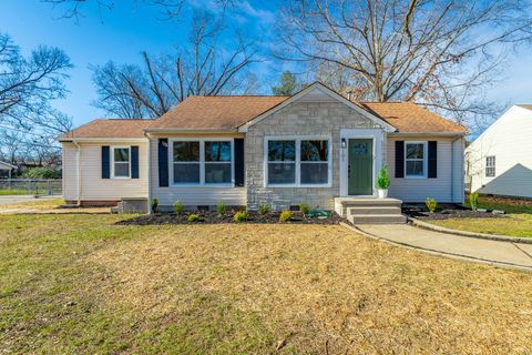 Photo of 101 N Howell Avenue, Chattanooga, TN 37411 (MLS # 1525343)