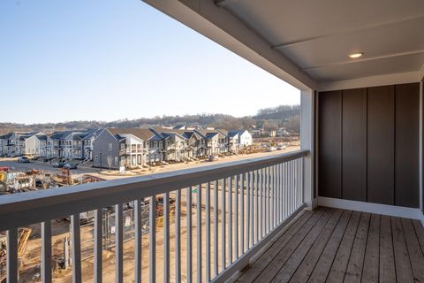 Photo of 2310 E 18th Street Place, Chattanooga, TN 37404 (MLS # 1526238)